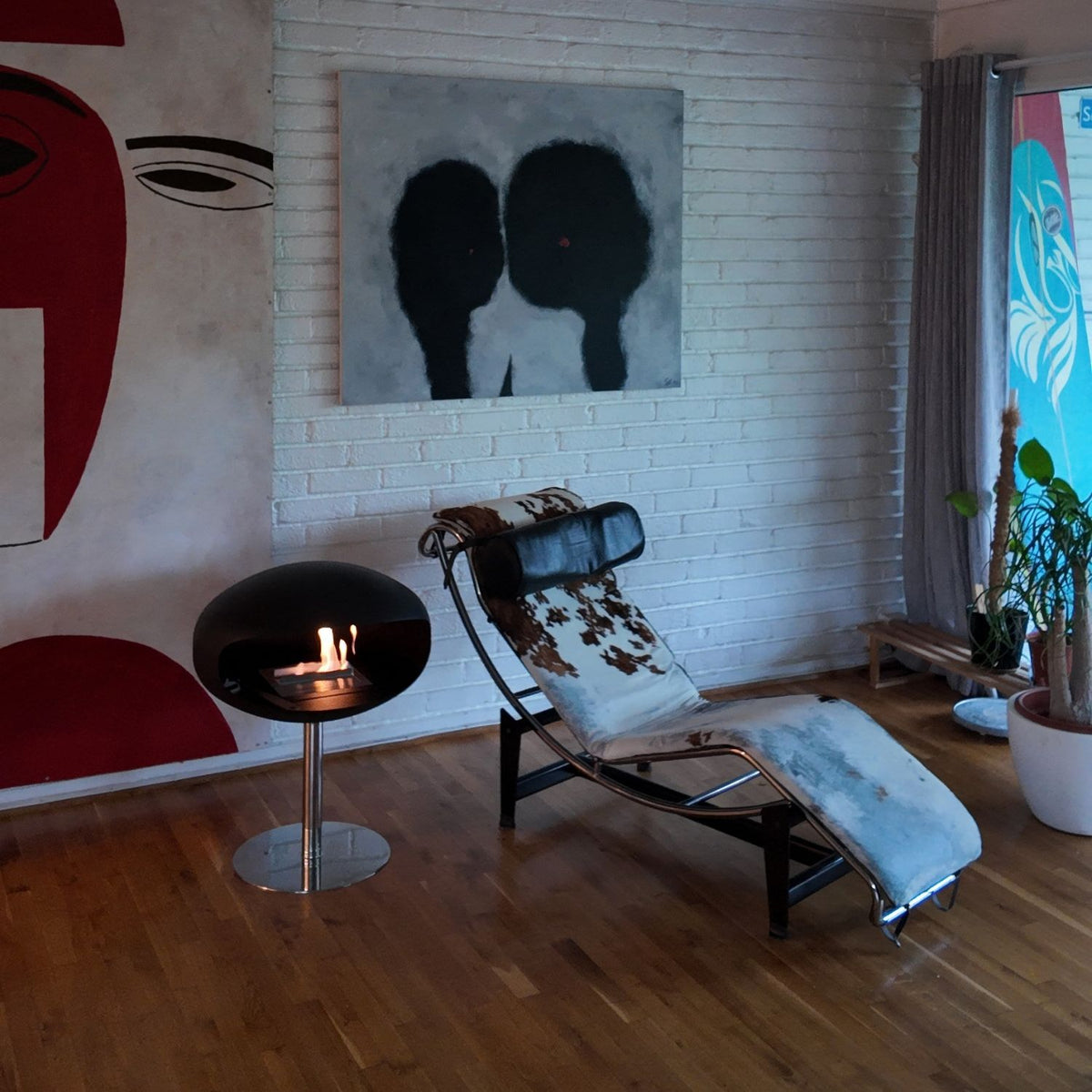 Cocoon Pedestal Matt Svart - Stål