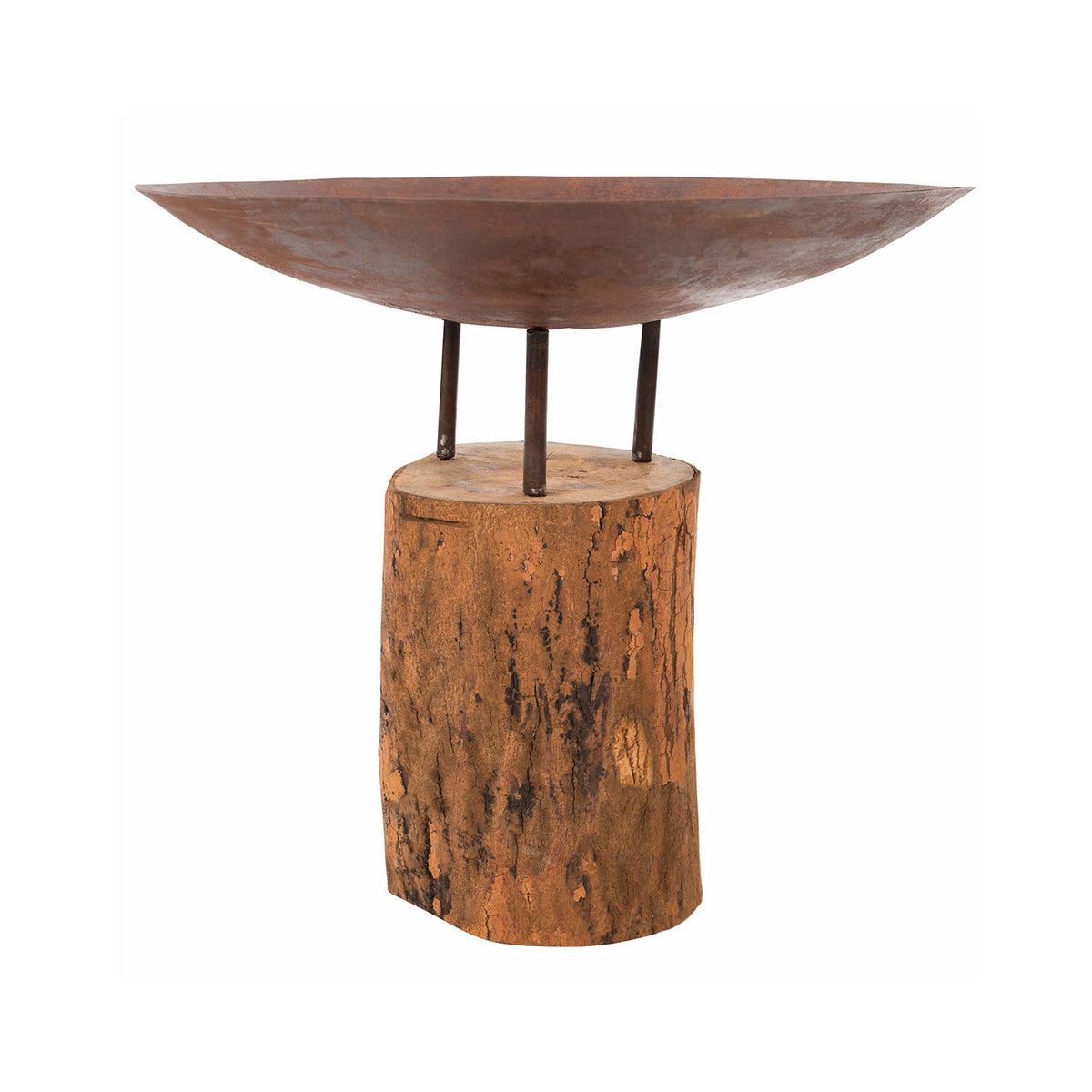 Corten stål fire pit på trästubbe
