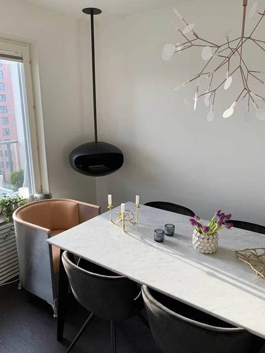 Cocoon Aeris i svart med svart takfäste