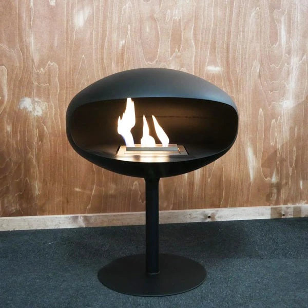 Cocoon Pedestal svart med svart fot