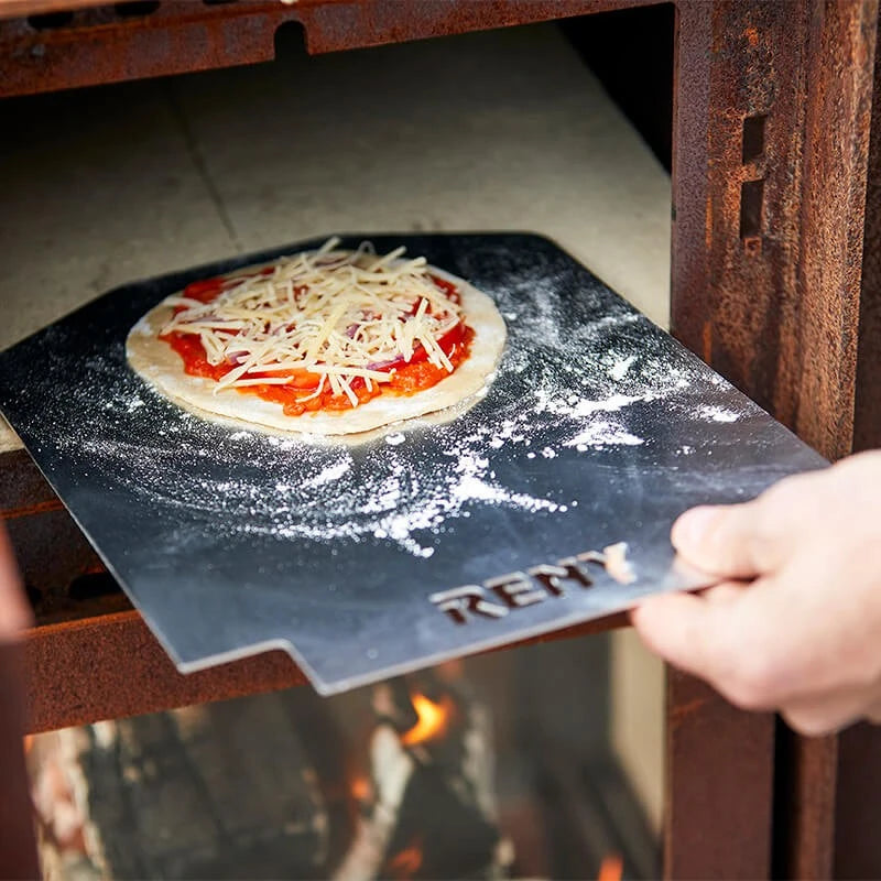 Quercus garden fireplace and pizza oven