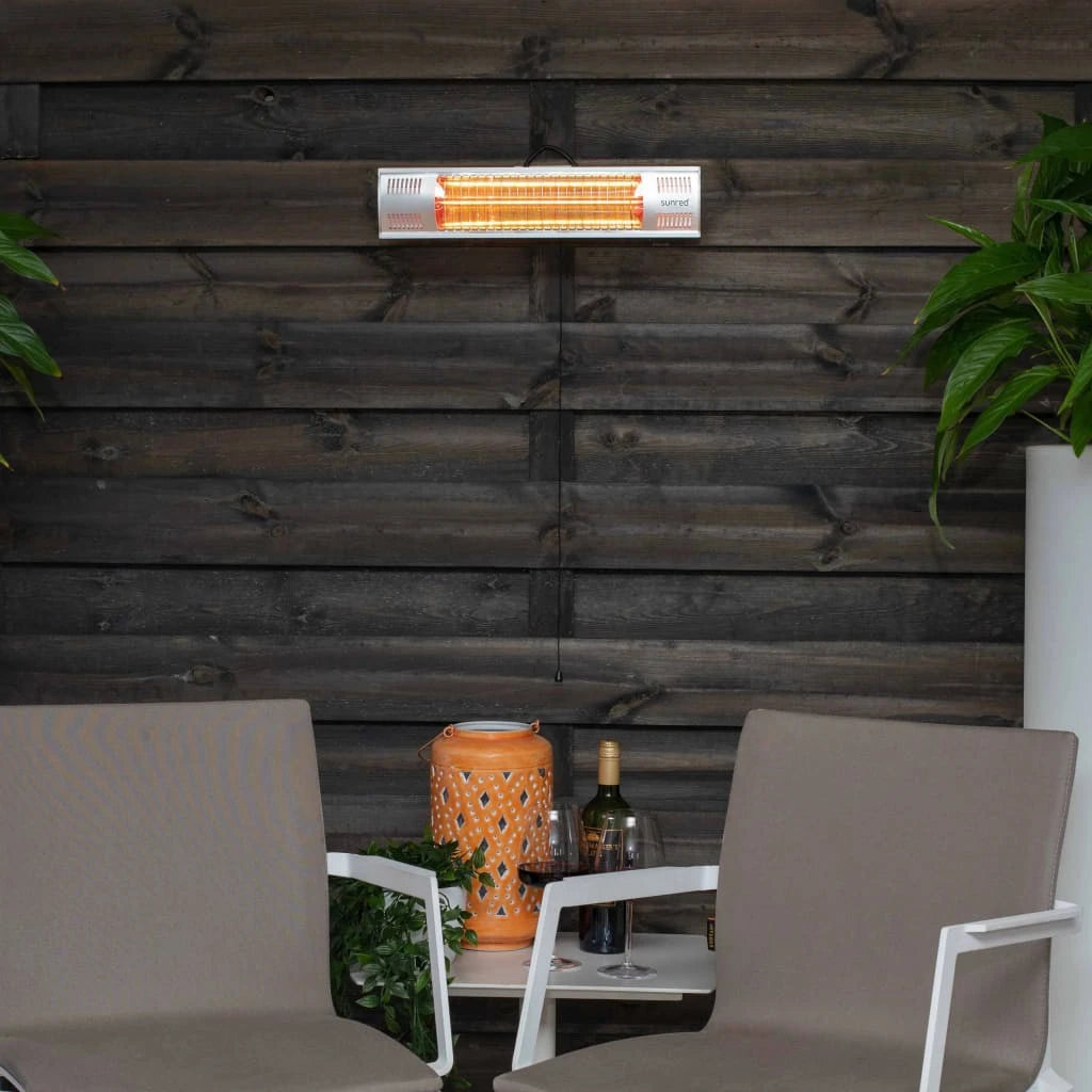 Vigo wall-mounted patio heater with an output of 1500 W